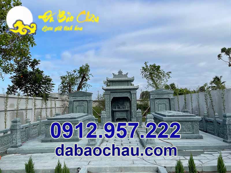 Chất liệu đá xanh rêu dùng trong chế tác công trình lăng mộ đá nhà mồ tại Lâm Đồng