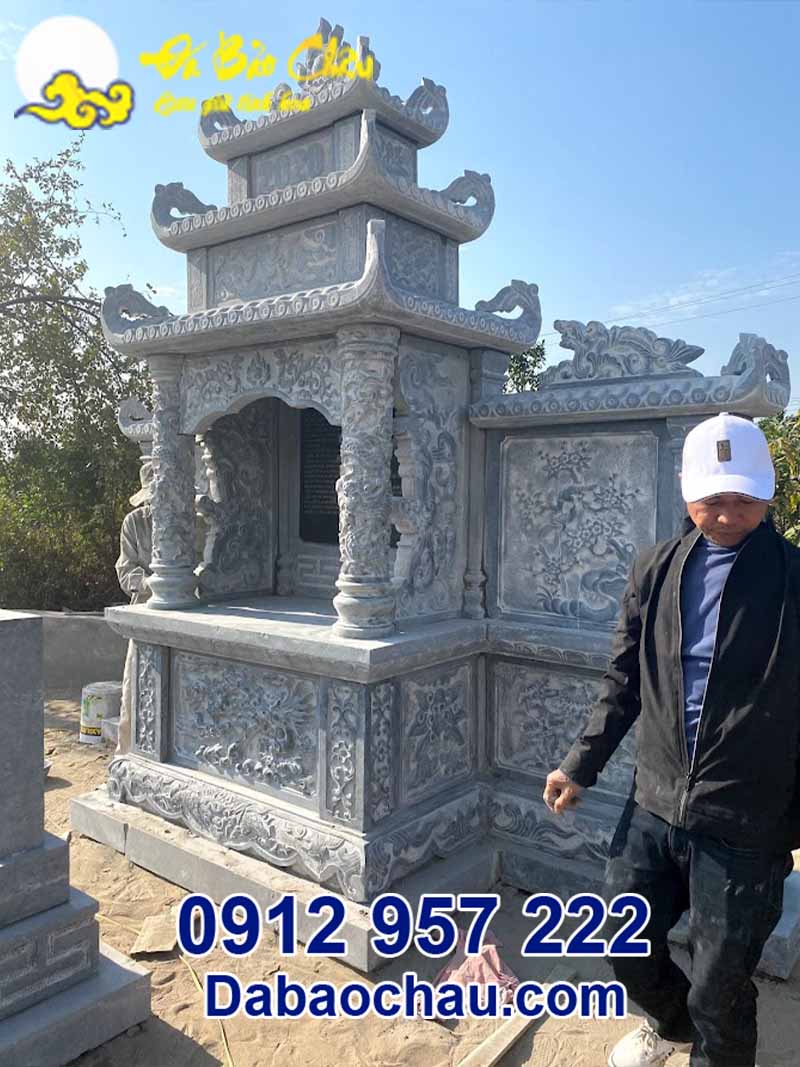 Hoa văn Tùng - Cúc - Trúc - Mai trên lăng thờ đá tại Hà Nội