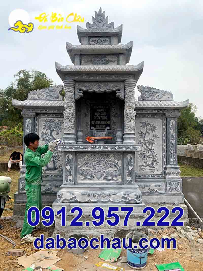 Các bước lắp đặt lăng thờ đá tại Quảng Ninh dần dần được hoàn thiện
