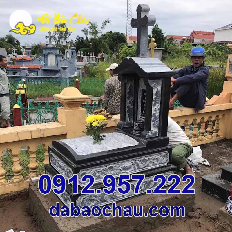 Mẫu lăng mộ đá nhà mồ tại Lâm Đồng sở hữu độ bền bỉ cao, chất lượng vượt trội