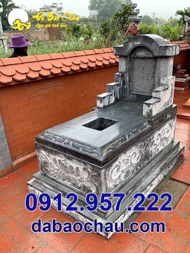 Mẫu mộ đá để tro cốt đội ngũ nhân công Bảo Châu lắp đặt tại Hậu Giang