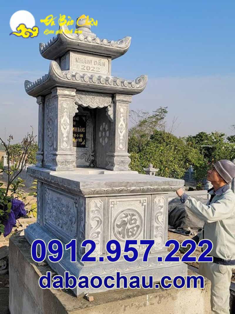 Vị trí lắp đặt công trình lăng mộ đá nhà mồ tại Lâm Đồng vô cùng thoáng đãng và thuận tiện