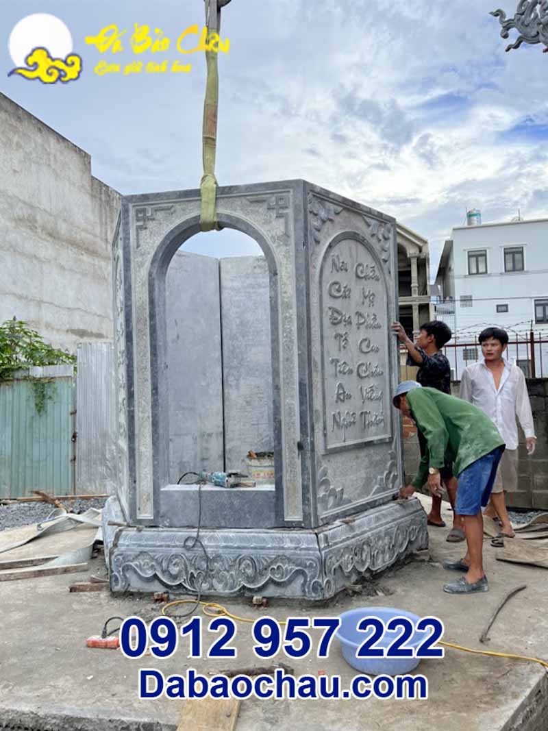 Đá xanh đen chế tác tháp mộ để tro cốt tại Đồng Nai