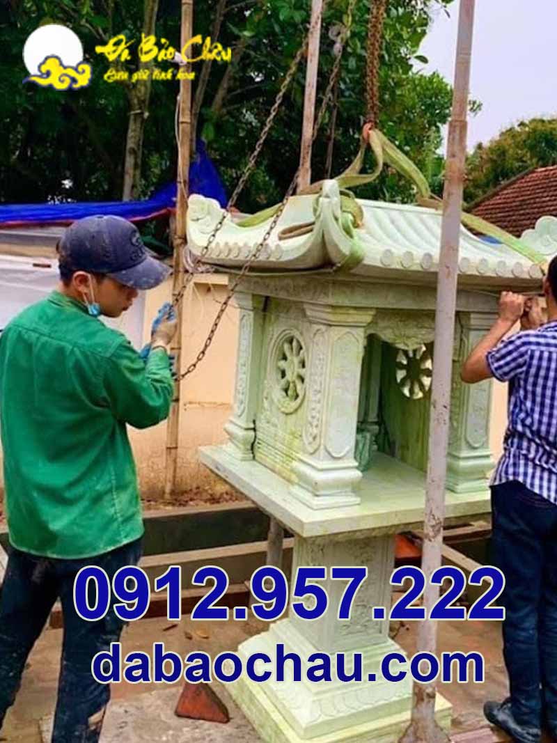 Đội ngũ nhân công Bảo Châu tiến hành lắp đặt mẫu bàn thờ thiên địa tại Vĩnh Long Bến Tre