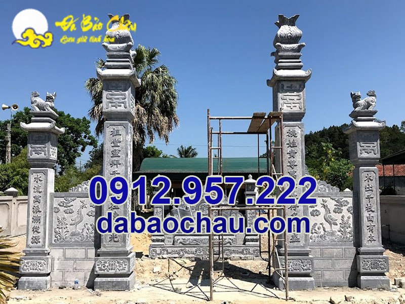 Cổng tứ trụ nhà thờ họ tại Khánh Hòa Tây Ninh Bình Thuận làm từ đá xanh đen