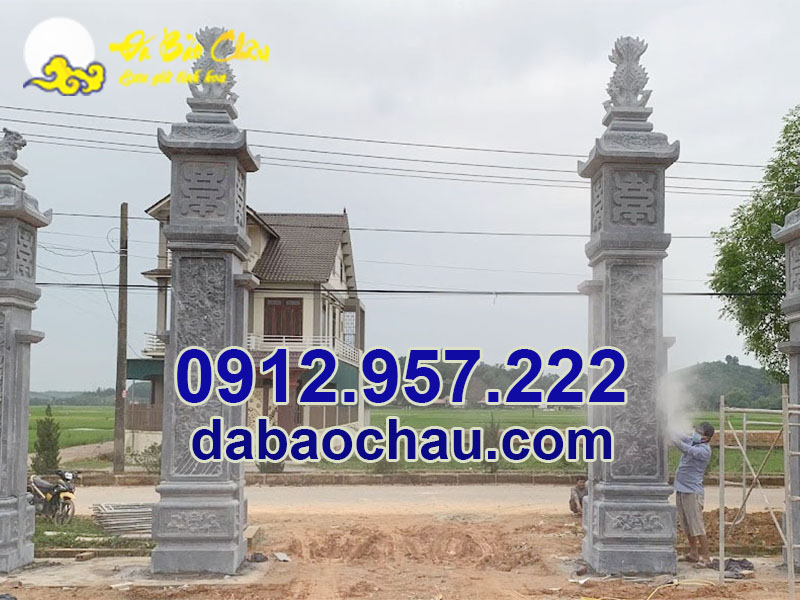 Mẫu cổng tam quan đẹp tại Bắc Giang được chế tác từ đá xanh đen