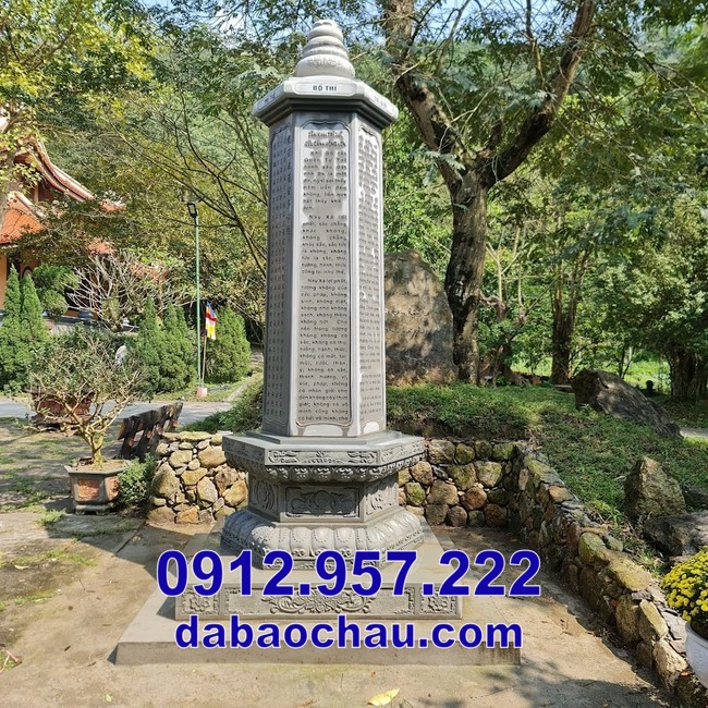 Mẫu mộ tháp đá tại Bình Phước