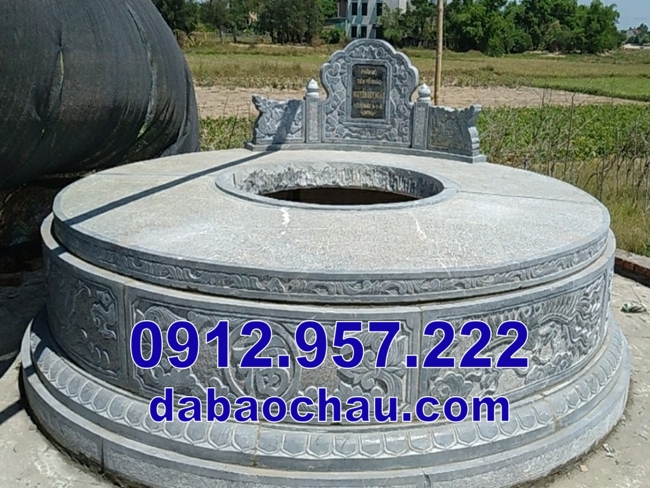 mộ đá hình tròn tại Bình Thuận