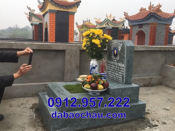 mộ đá tam cấp đẹp tại Ninh Thuận