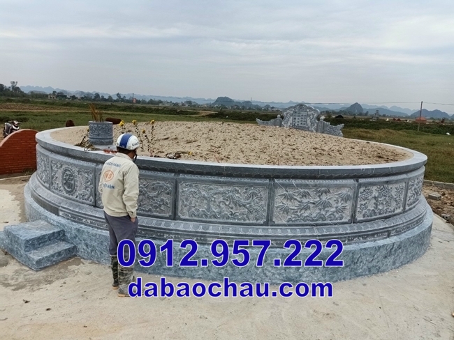 mộ tròn bằng đá tại Ninh Thuận